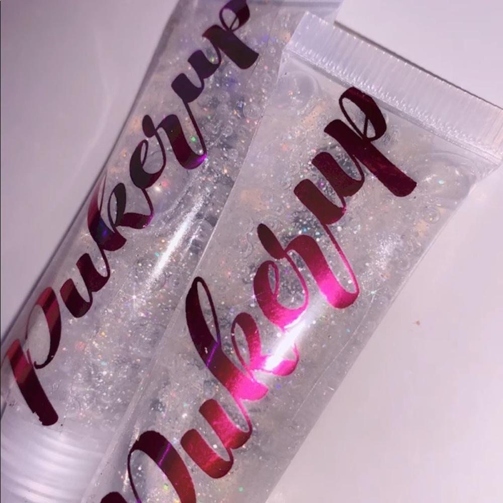 PUKERUPBYPARISMARIE Moistergloss ICYY❄️
